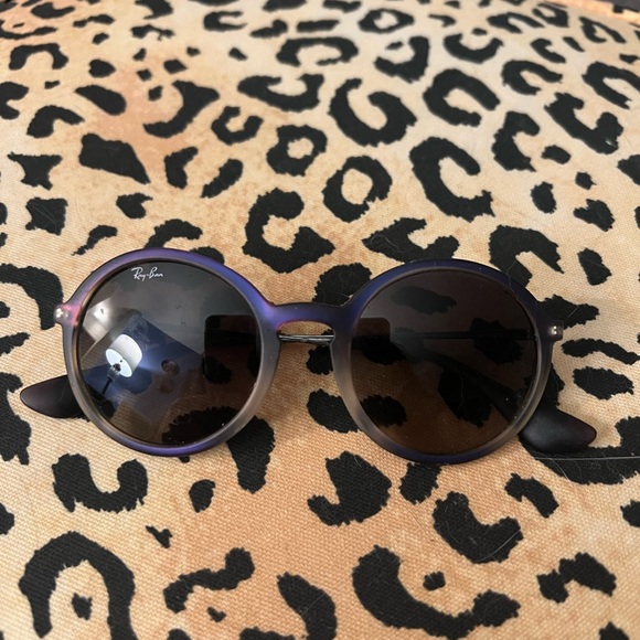 Super cute Ray-Bans! Purple/white rims. Comes with case. - Picture 3 of 3